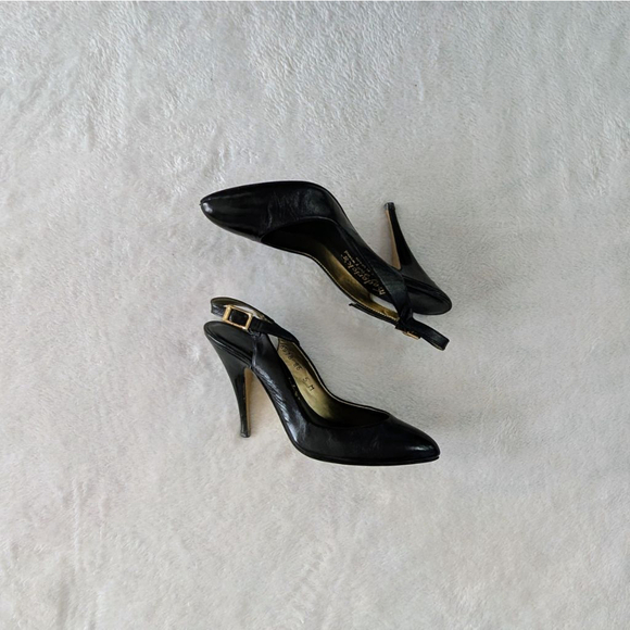 Frederick's of Hollywood Shoes - Frederick's of Hollywood Vintage Black Gold Slingback Heels - Size 5